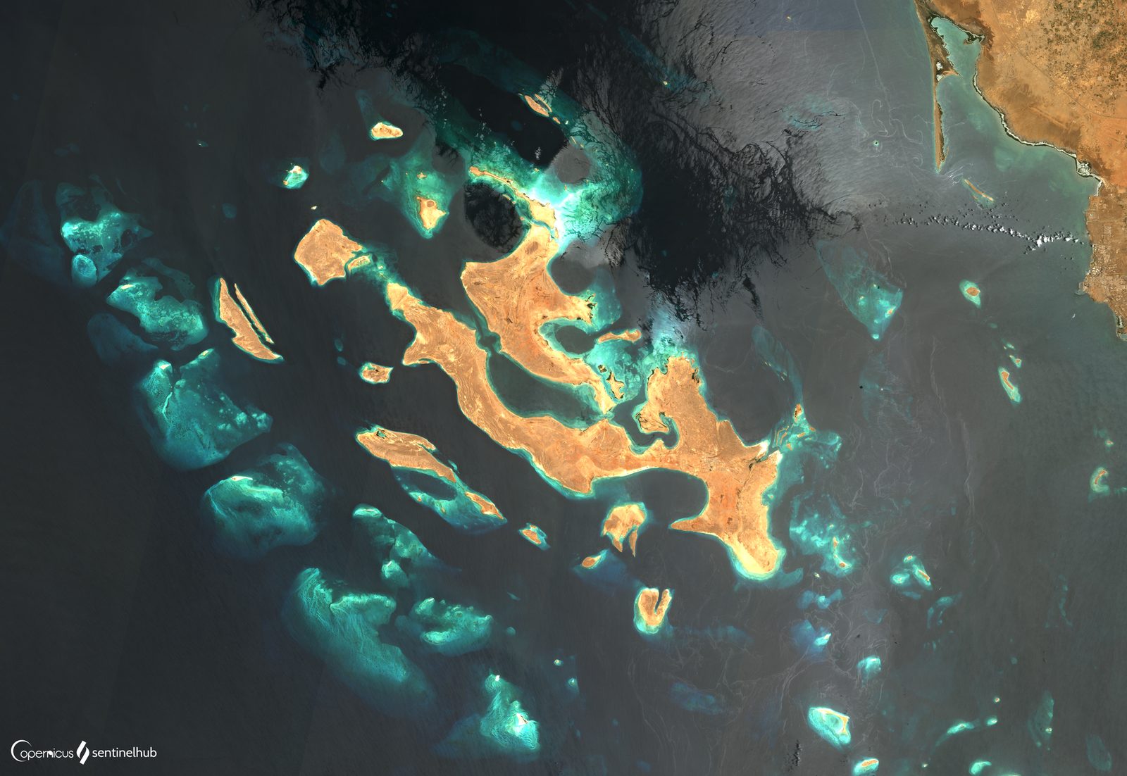 Representative photo of islands & coast in Saudi Arabia, not Jazīrat aḑ Ḑu‘ayyinah