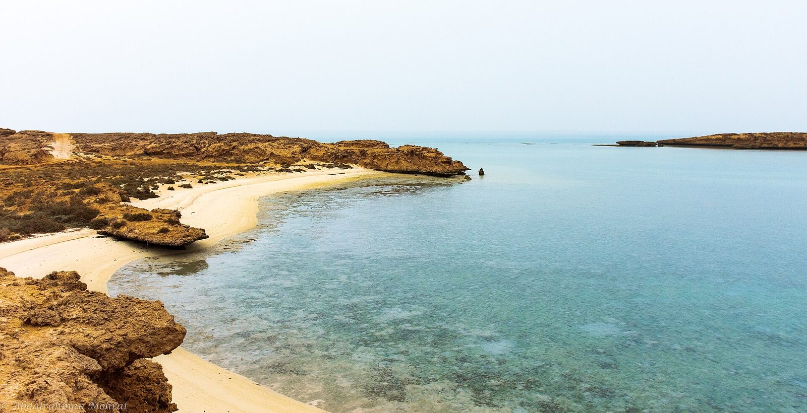 Representative photo of islands & coast in Saudi Arabia, not Jazirat Jana