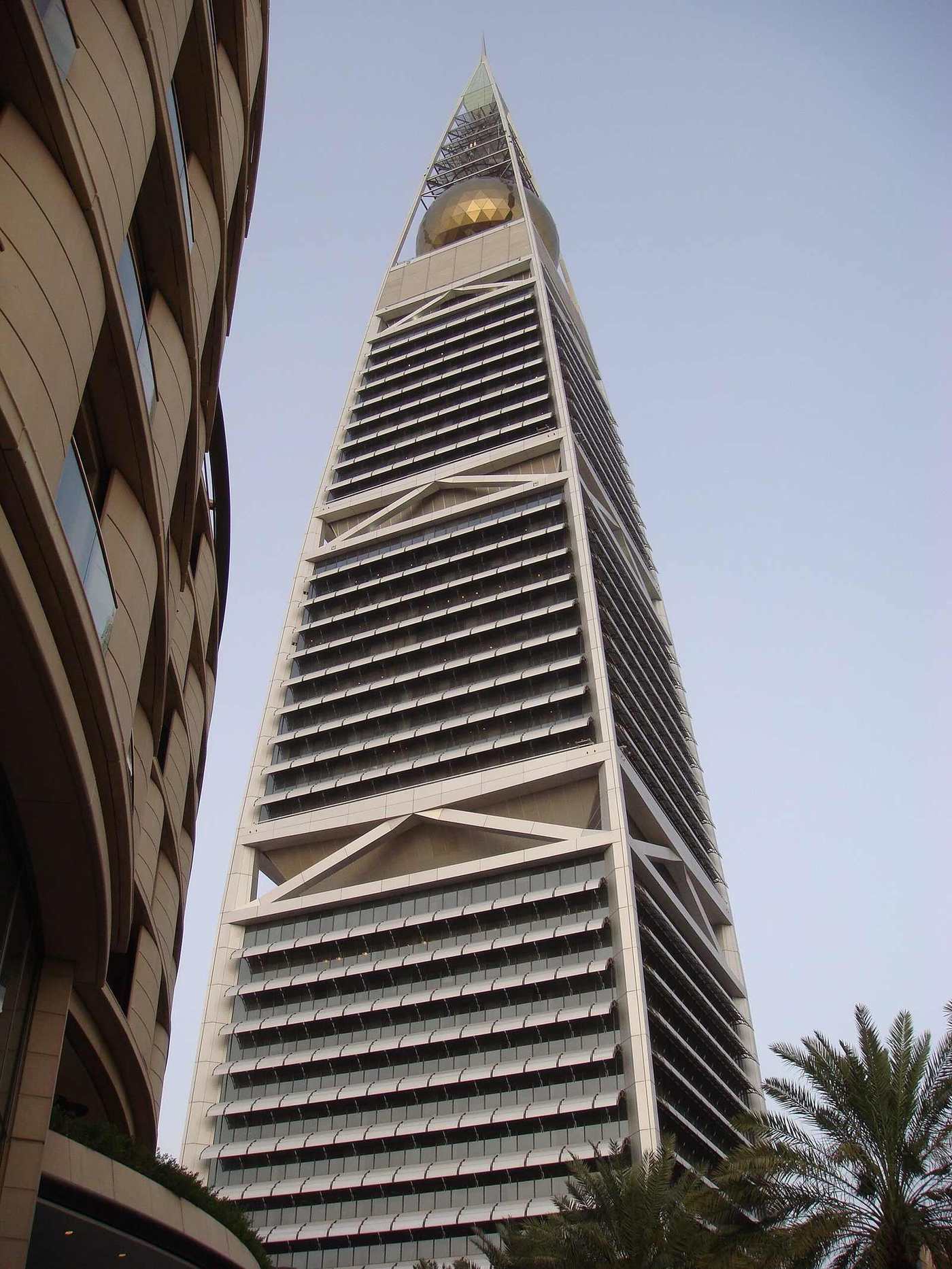 Al Faisaliah Centre — Al faisliyah center (458038211).jpg