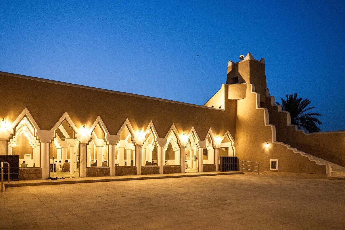 Al-Qibli Mosque — ساحة مسجد القبلي.jpg