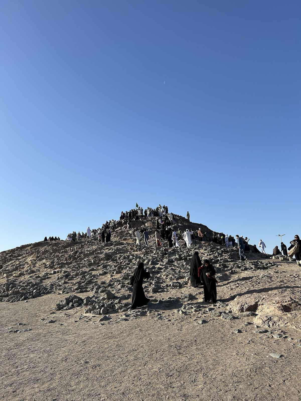 Al Romat Mountain — Ayneyn Tepesi - Okçular Tepesi (جبل الرماة).jpg