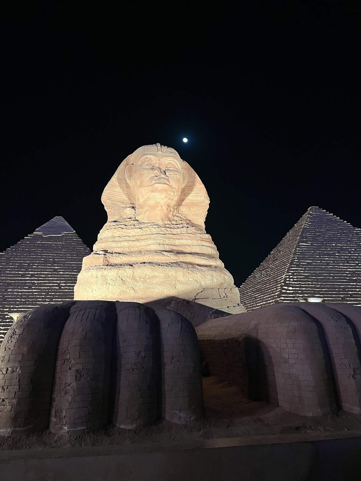 Boulevard World — Sphinx at Boulevard World.jpg