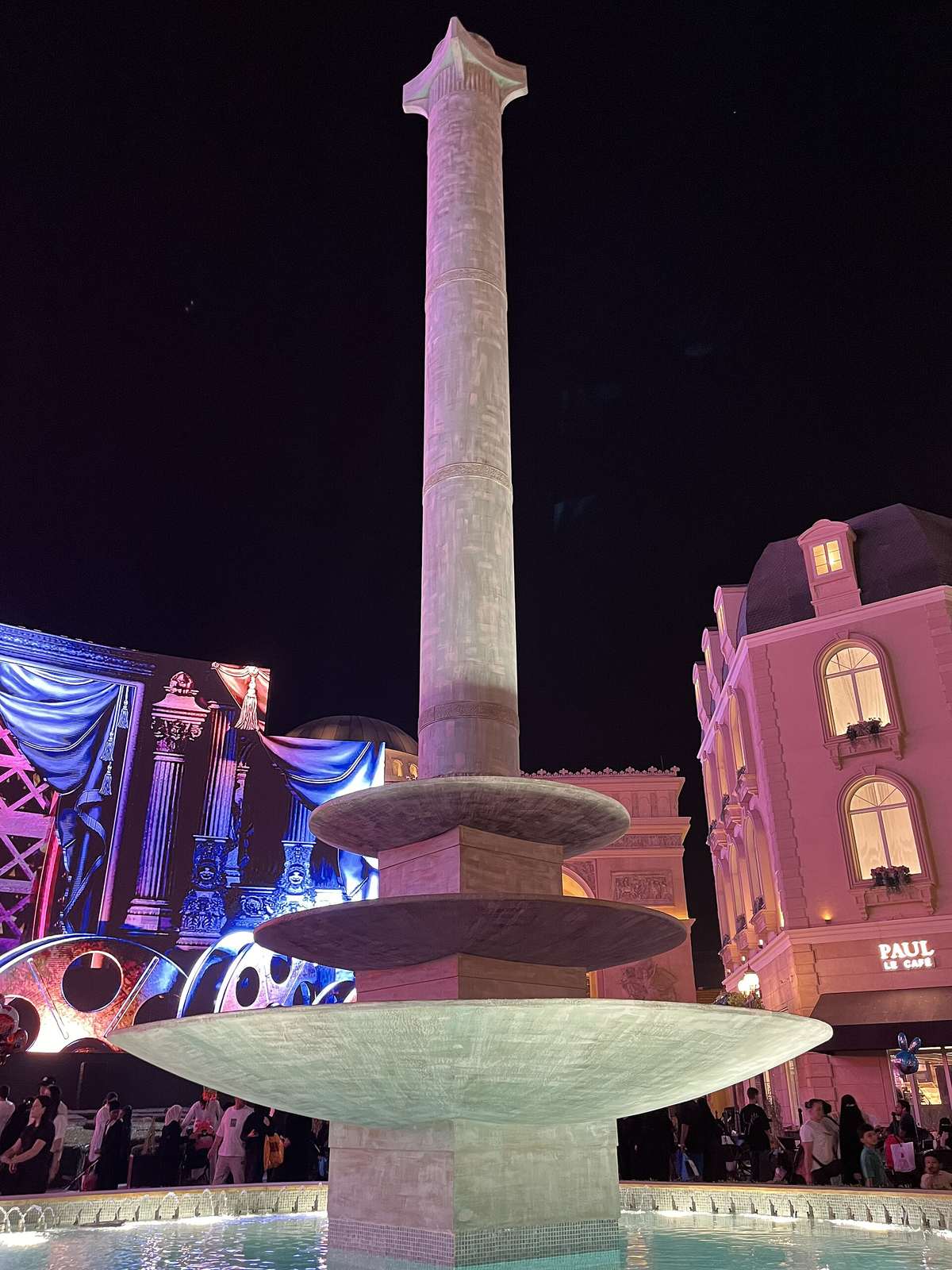 Boulevard World — Typical French fountain Boulevard World.jpg