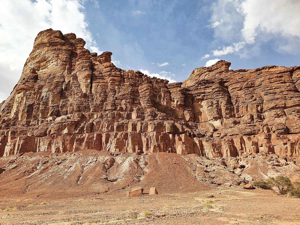 Dadan viewpoint — Ancient site of Dadan at al-Ula, 1st millenium BCE, Saudi Arabia 2.jpg