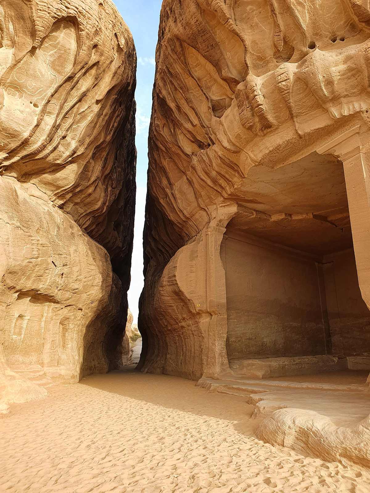 Diwan of Jabal Athlab — The Diwan and the Siq, Jabal Ithlib, Hegra (Madain Salih), Saudi Arabia (4).jpg
