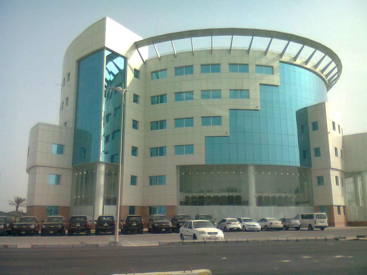 GCC Monument (Khobar) — Car world,Ar Rakah, Al khobar - panoramio.jpg