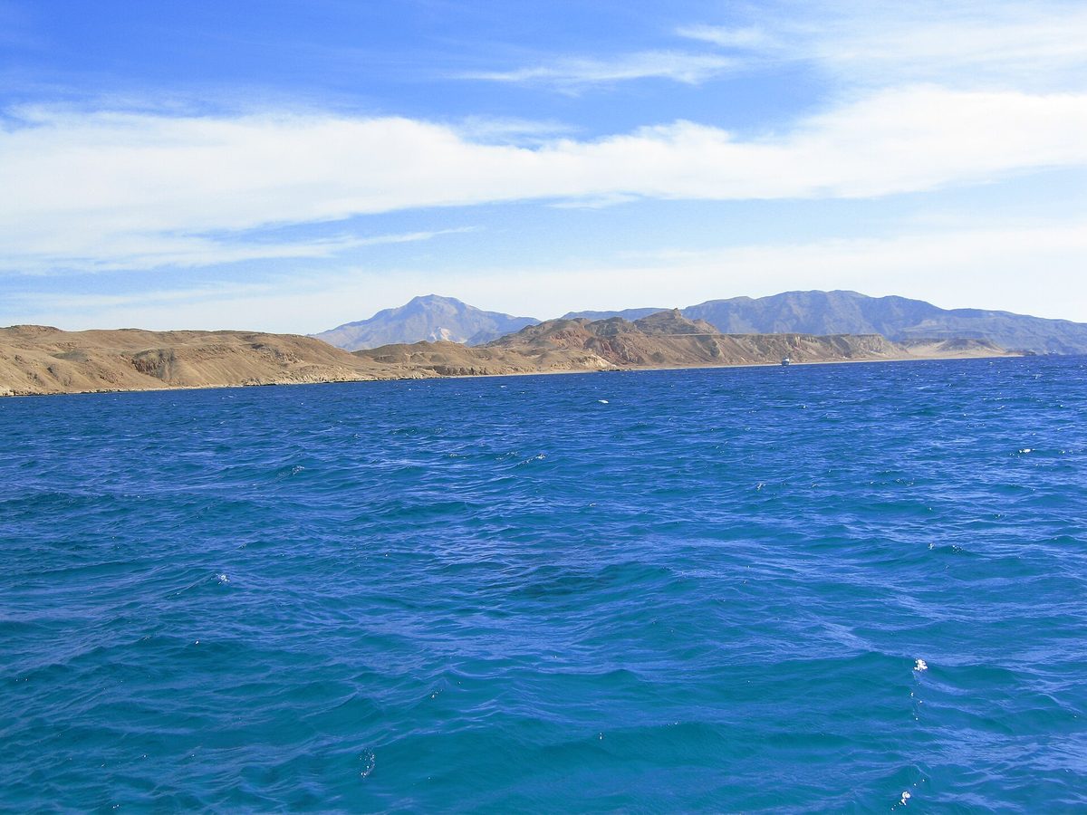 Gulf of Aqaba — 2007 dets - panoramio - mikkelsaar.jpg