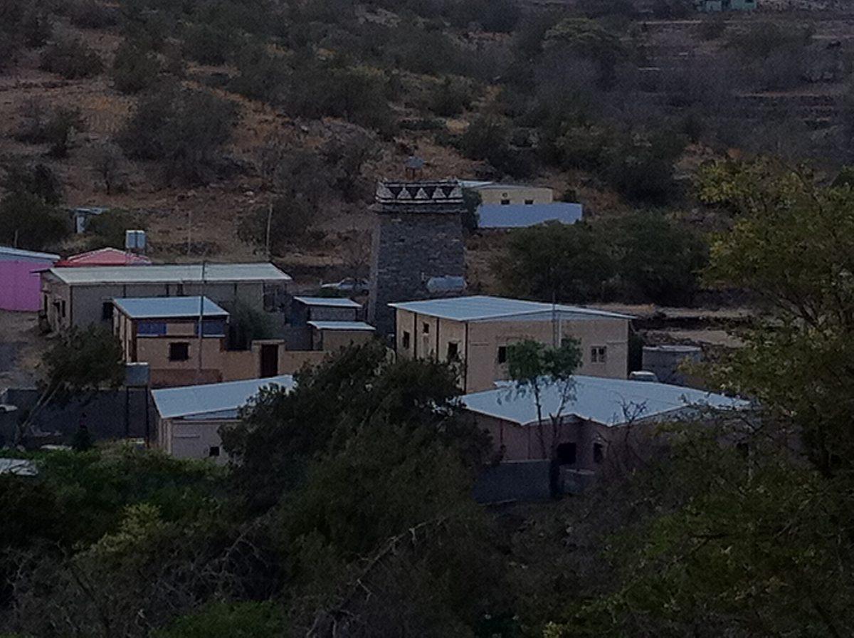 Jabal Daka — جبل دكا - panoramio.jpg