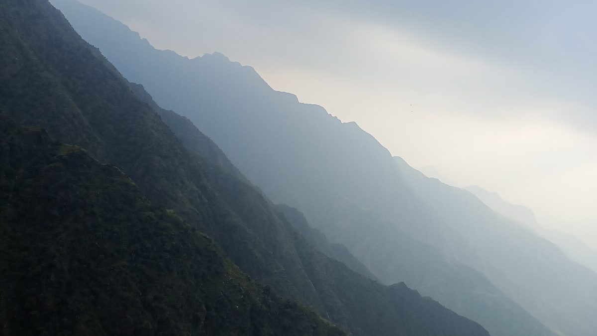 Jabal Sawda — Al Sowda Hill top 04.jpg