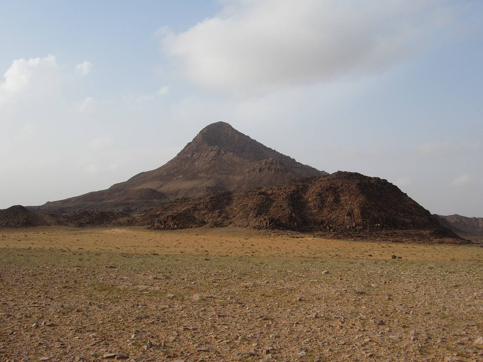 Jildiyyah Mountain — Jildiyyah mountain.JPG