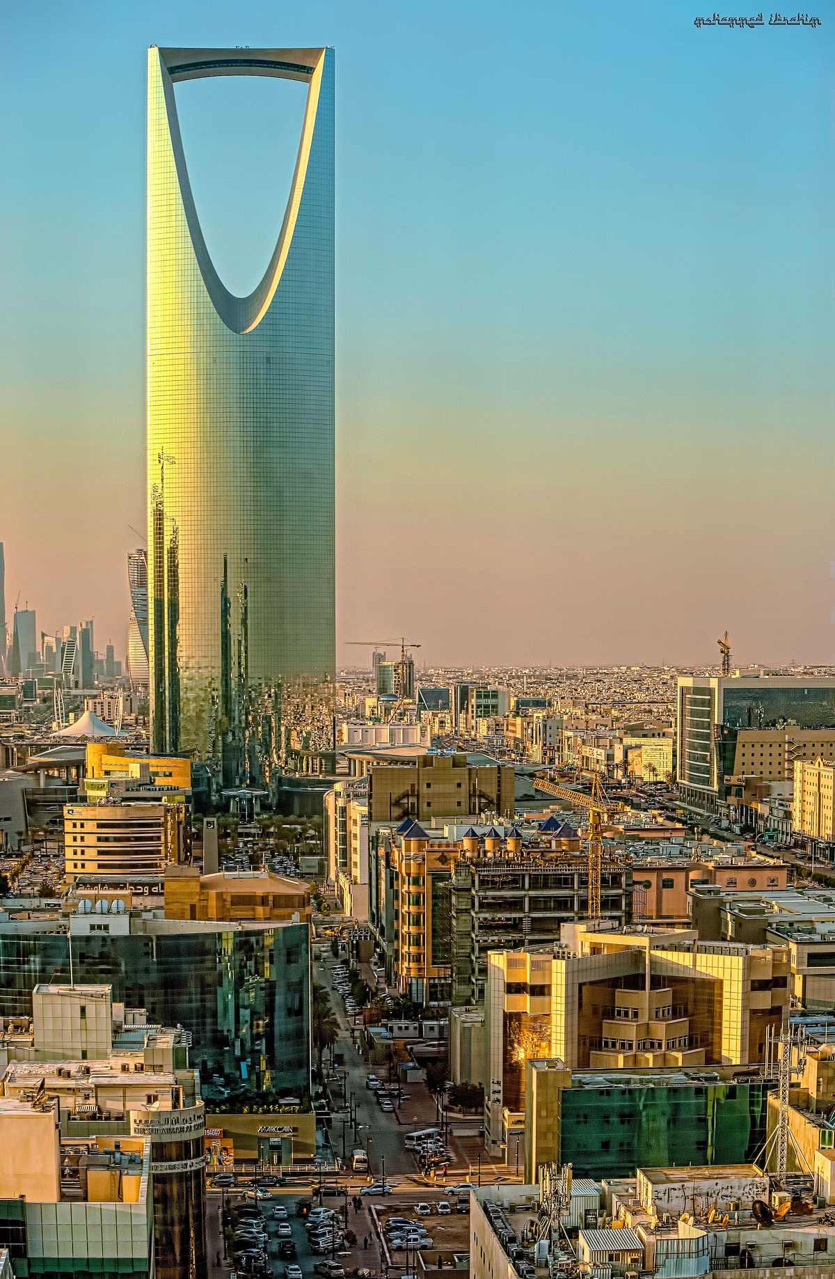 Kingdom Centre — Beautiful Kingdom Tower.jpg