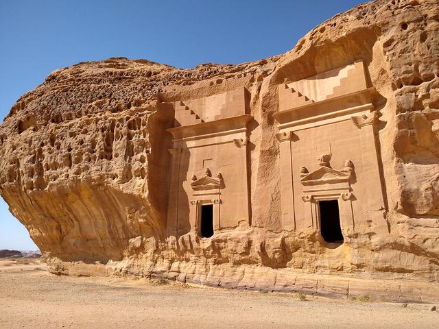 Madain tombs