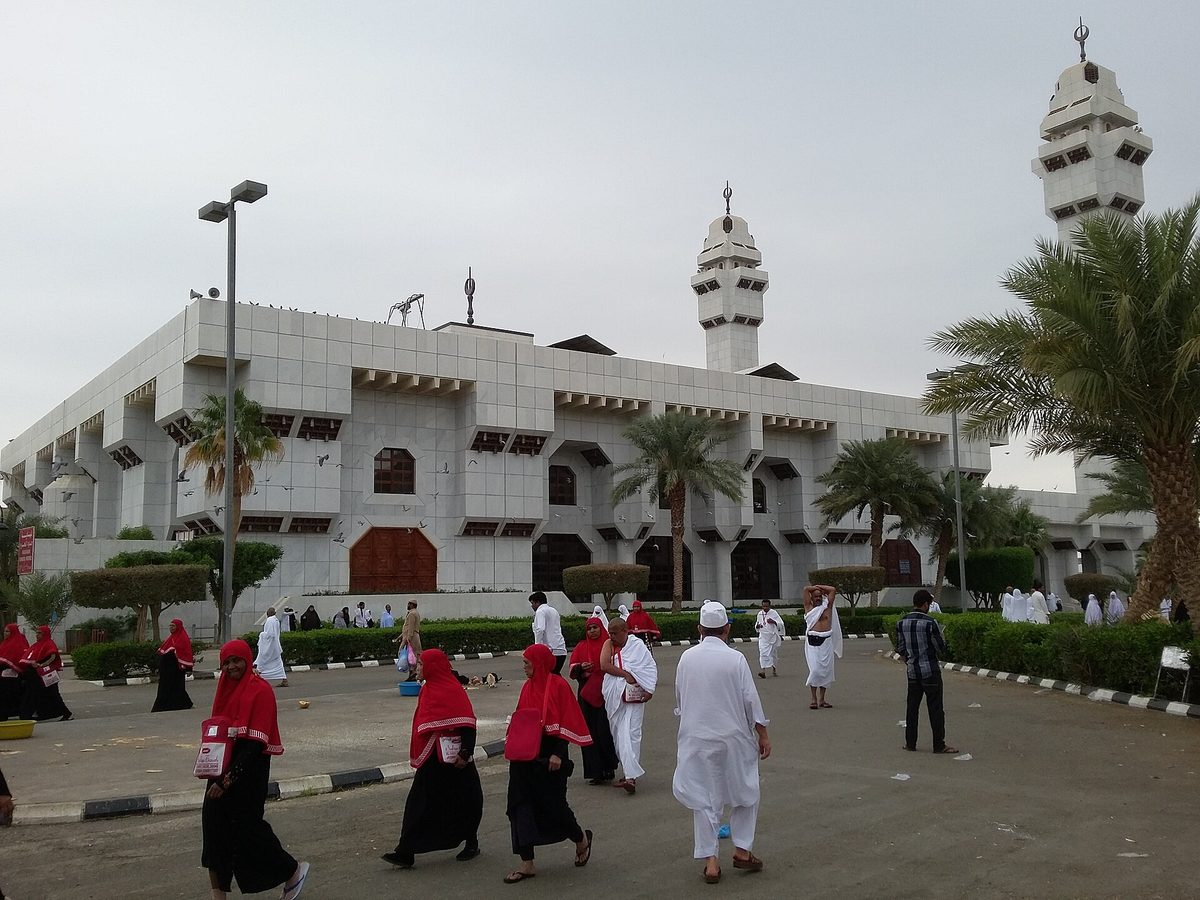 Masjid al-Taneem — Masjid Aisha Taneem Makkah.jpg