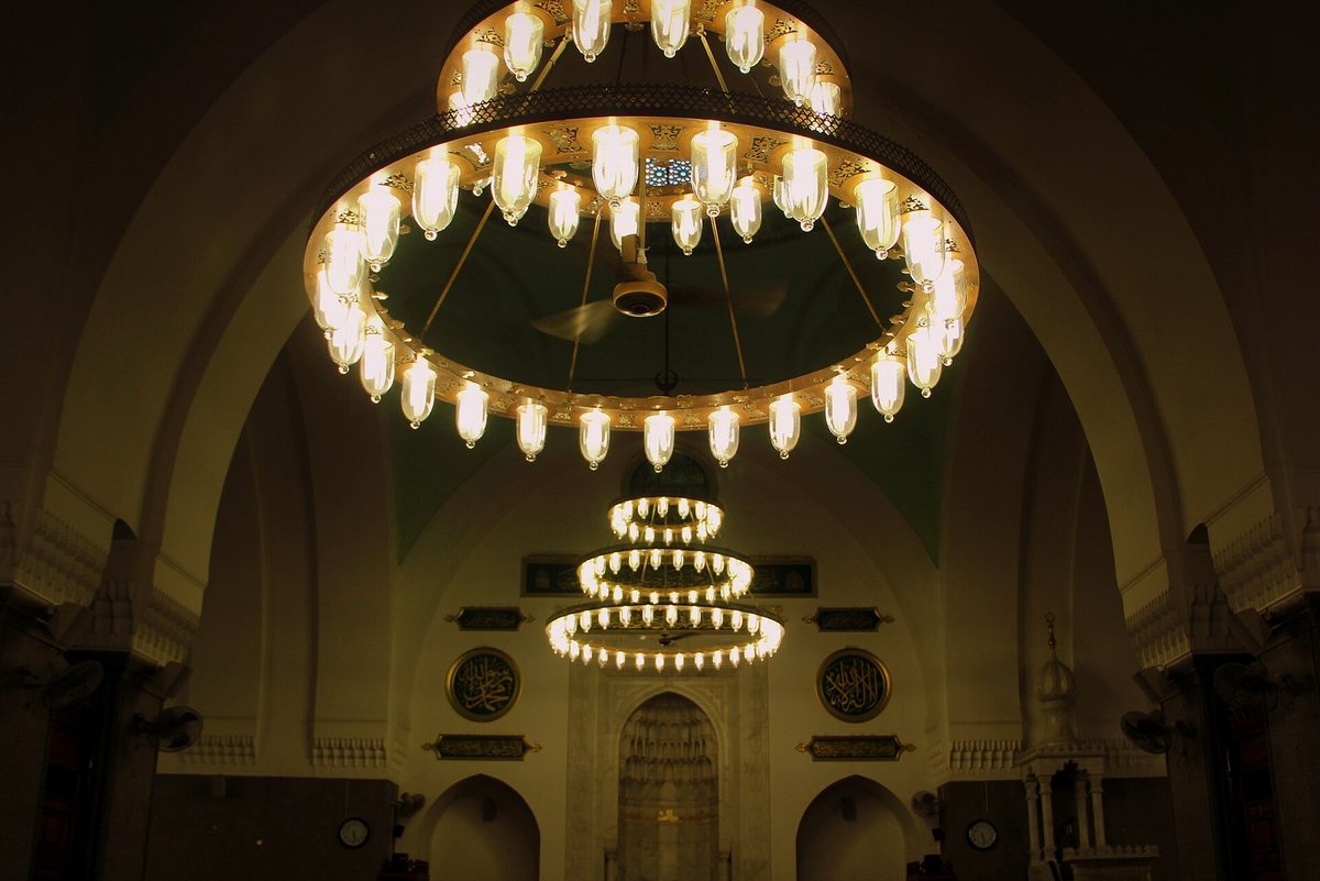 Quba Mosque — Al Masjid Al-Quba - panoramio.jpg