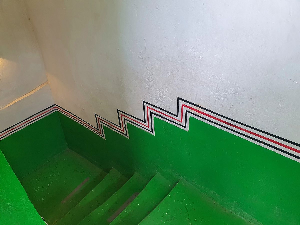 Rijal Almaa — A house interior in Rijal Alma village, Asir Region, Saudi Arabia (2).jpg