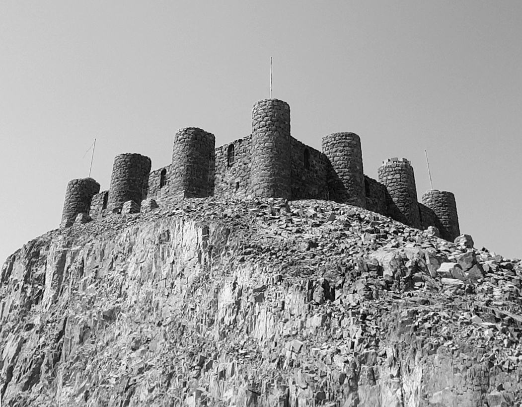 Usfan pilgrimage fort — The Qishla of Asfan 002 (cropped).jpg
